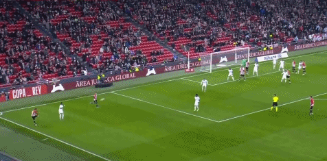 普里查德再现名场面操作！晃倒防守突击篮下打中