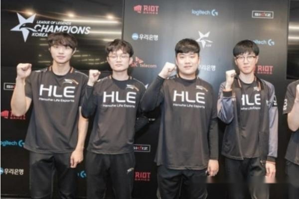 中国加速在 中国加速在